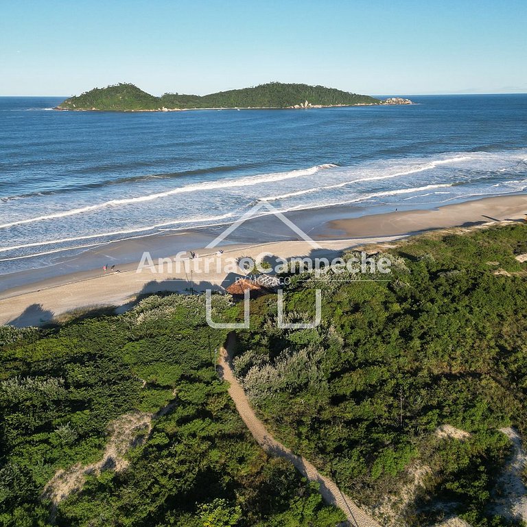 Studio Condomínio Club de Frente Mar Campeche