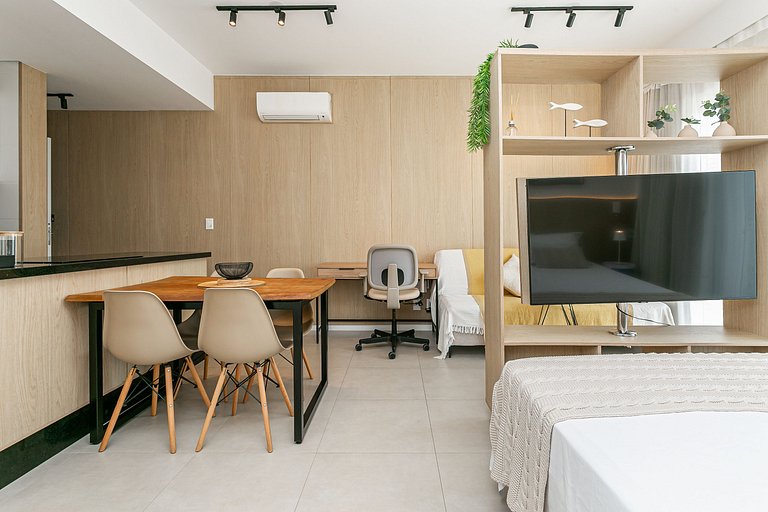 Studio Paraiso en el cond. Sun Club frente al mar