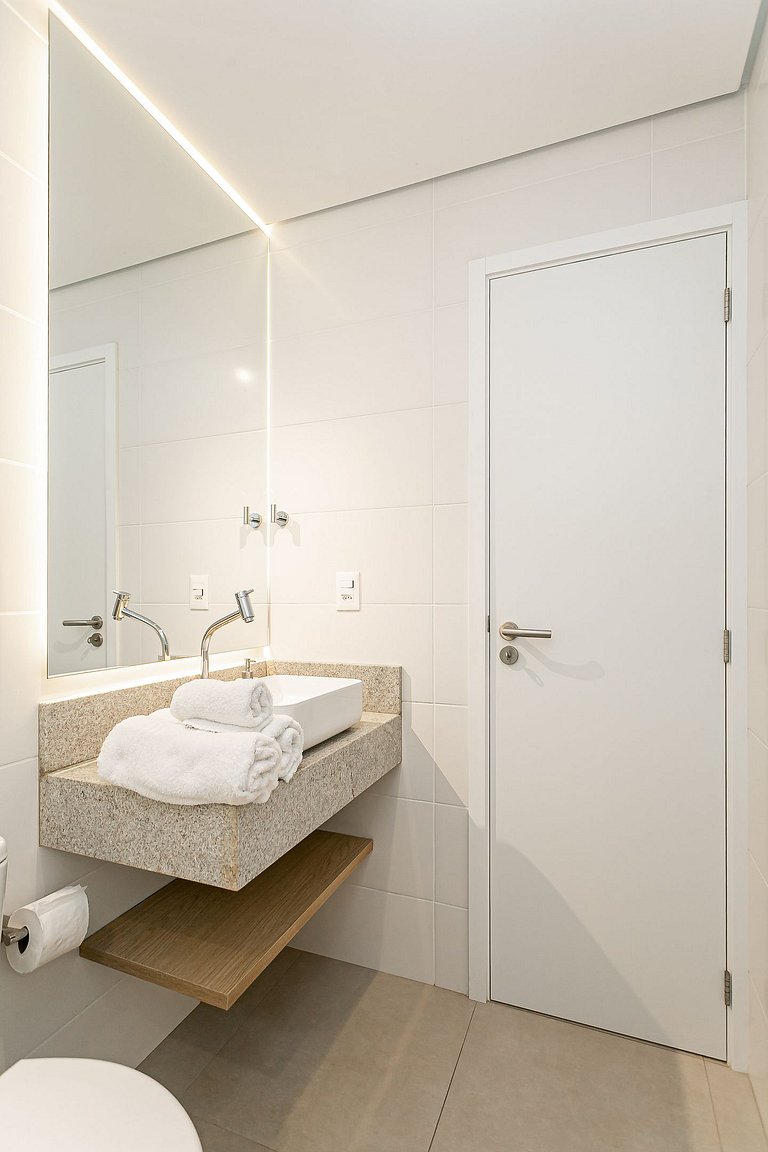 Studio Paraiso en el cond. Sun Club frente al mar